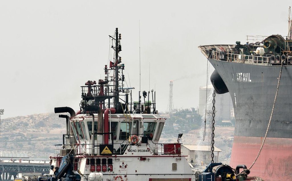 A ilha de Kharg concentra cerca de 90% do petróleo que o Irã exporta para o mundo — Foto: BBC News fonte