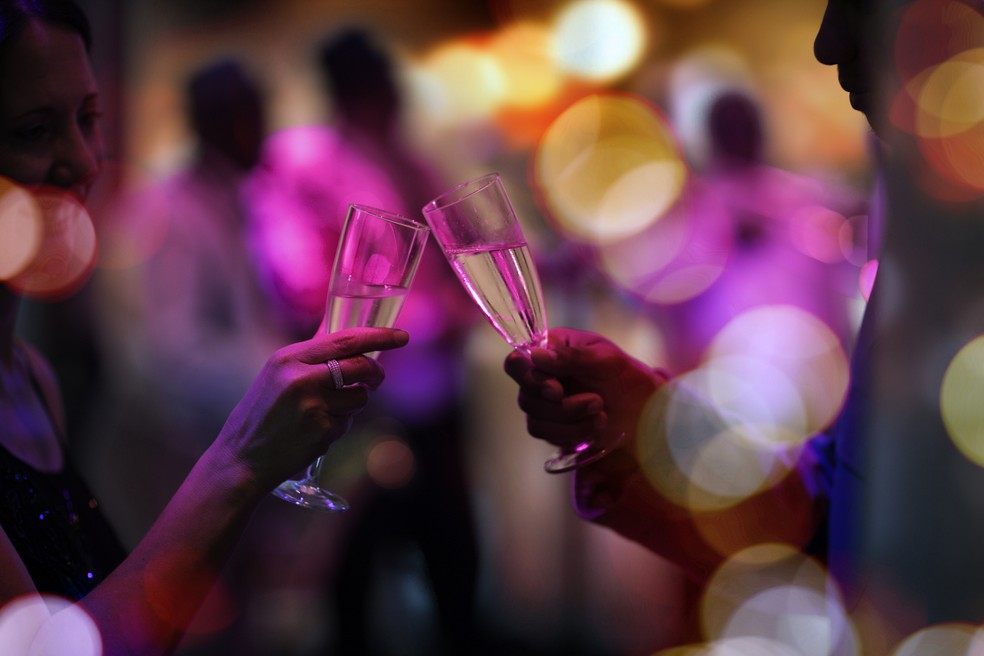 Festa, luxo, brinde — Foto: Getty Images