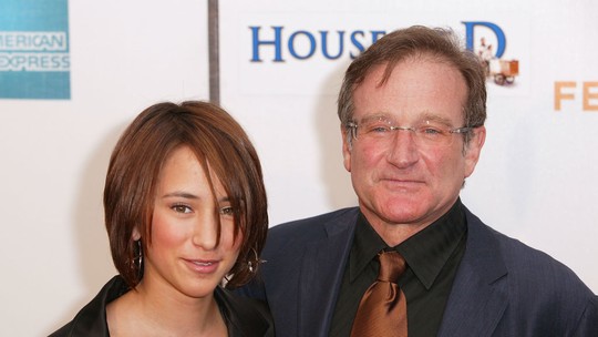 Filha de Robin Williams se revolta com recriação da voz do ator
