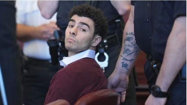 Os novos detalhes do dia da prisão de Luigi Mangione revelados por câmeras corporais