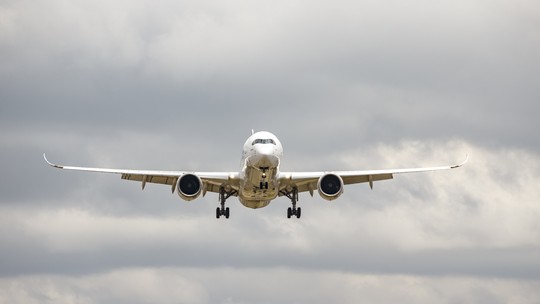 Airbus amplia lucro no 1º trimestre e reforça compromisso em acelerar entregas de aeronaves