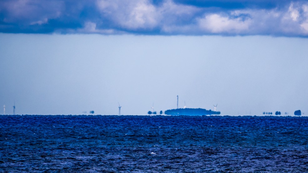 O efeito "Fata Morgana" acima da linha do horizonte — Foto: Getty Images