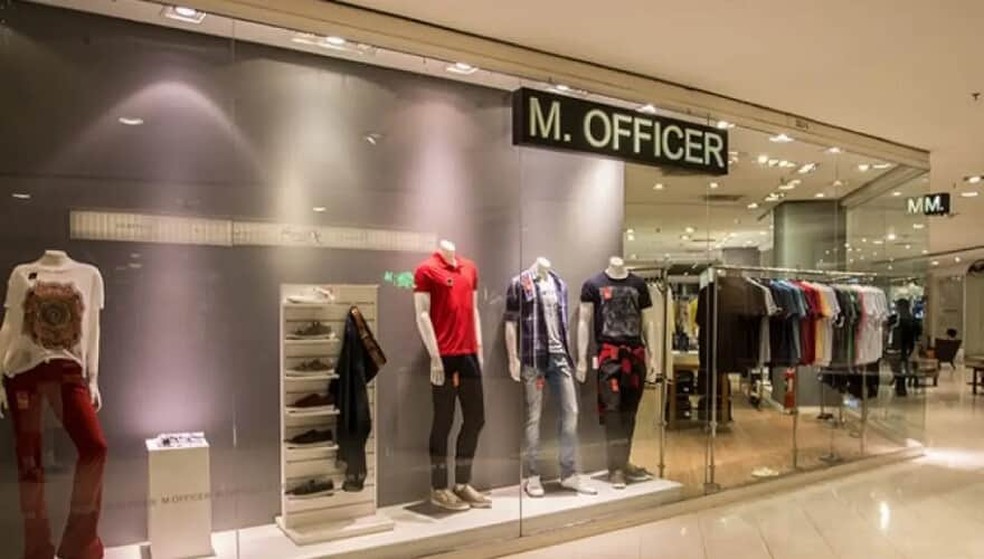 Vitrine de loja da M. officer — Foto: Divulgação