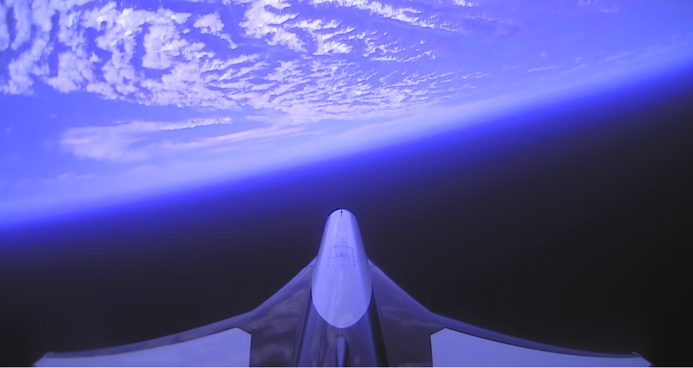 VOO “D.I.Y L.L TEE AURORA” Avião movido a foguete realiza primeiro voo supersônico desde o