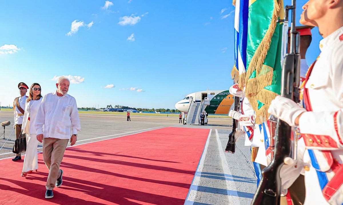 Em Cuba, Lula critica modelo de negócios de empresas de tecnologia | Brasil