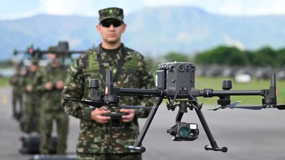 Colômbia desenvolve esecudo anti-drone — Foto: BBC News Fonte