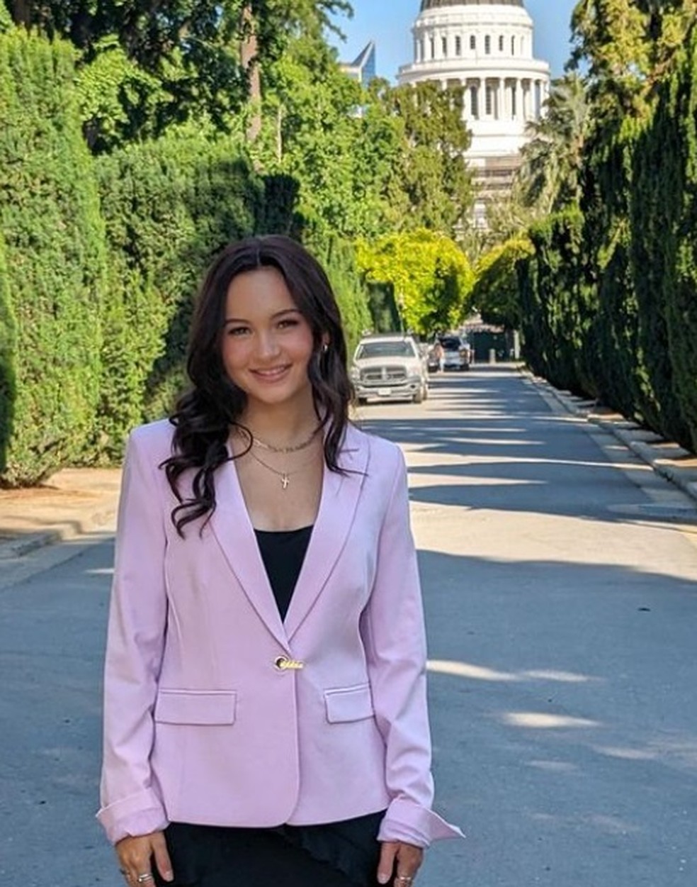 Atriz da Disney vítima de deepfake ajuda a aprovar lei na Califórnia ...