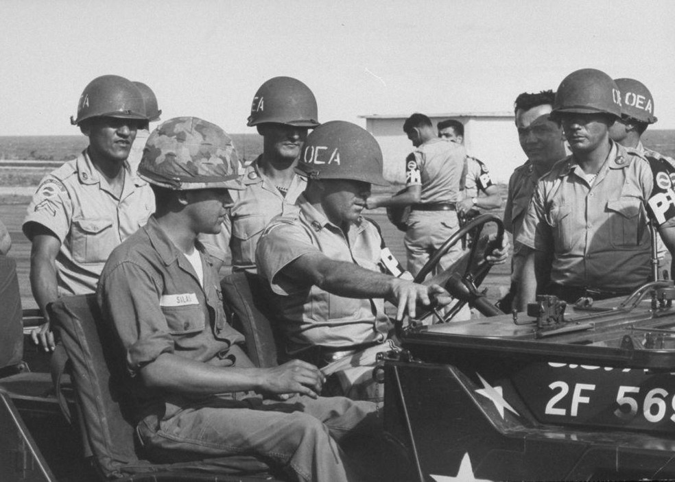 O poder militar dos Estados Unidos no século XX foi decisivo em diversas intervenções na América Latina — Foto: BBC News fonte