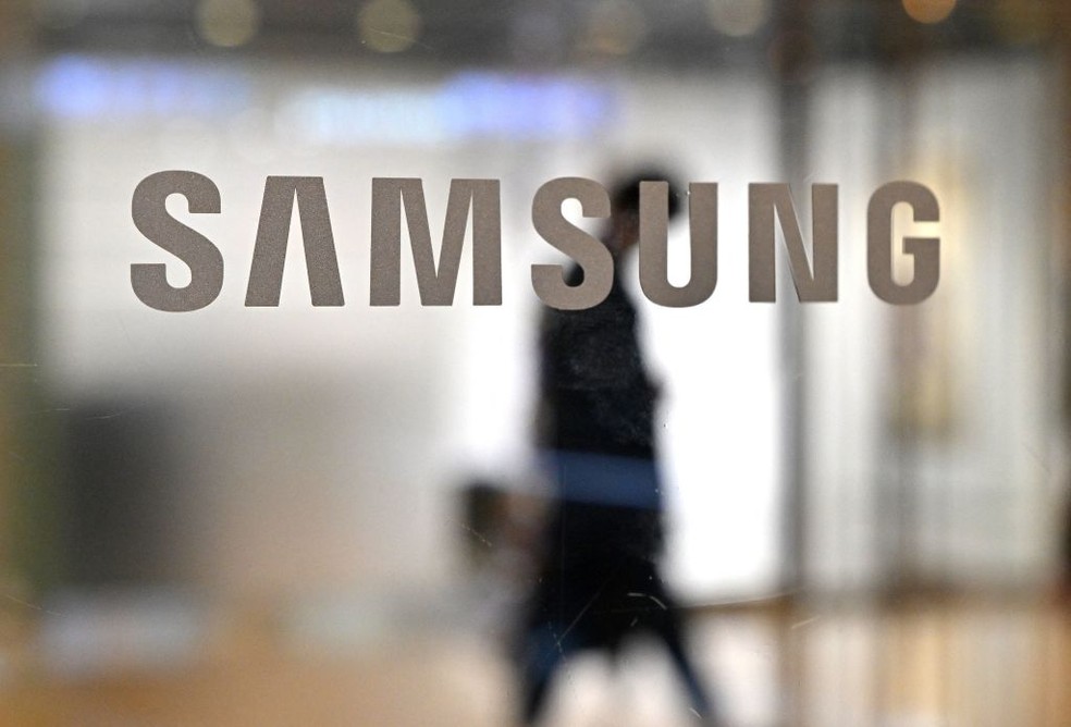 Samsung reduz mais da metade de sua participação na fabricante de semicondutores ASML  — Foto: Getty Images