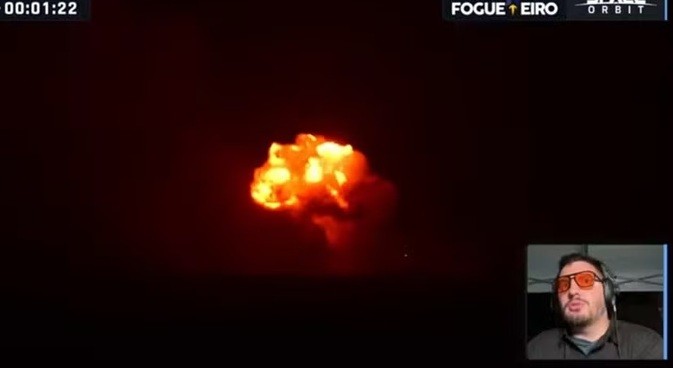 Canal especializado registrou momento exato da explosão de foguete em Alcântara: 'Alguma coisa estourou'
