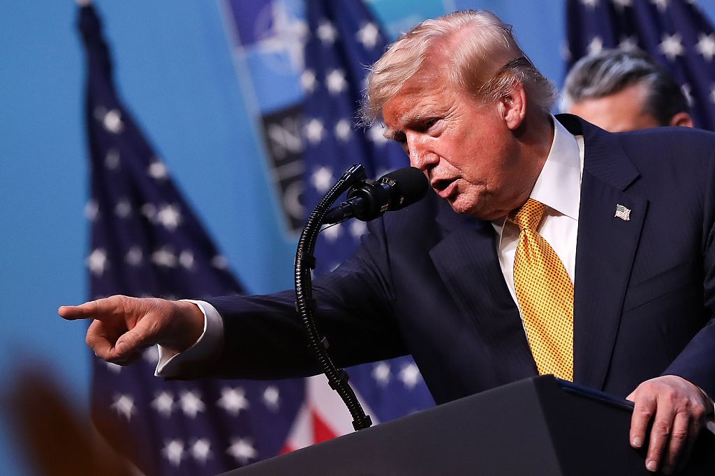 Contra Musk, Altman e Amodei, Trump rejeita pedido de CEOs para desacelerar IA: ‘Quem vencer com IA, vence’