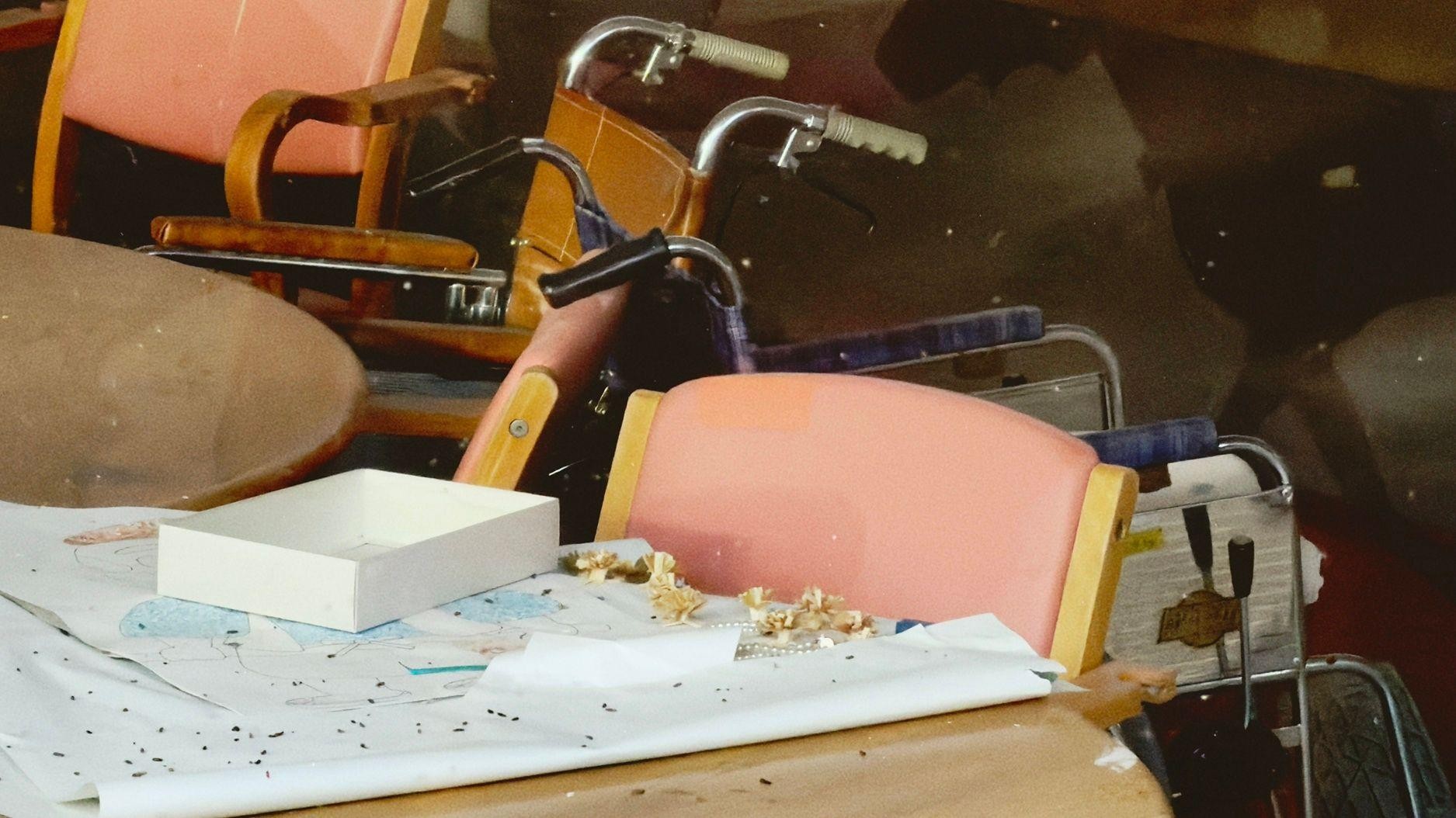 Como é visitar as cidades-fantasmas onde 'tempo parou' após desastre de Fukushima há 15 anos