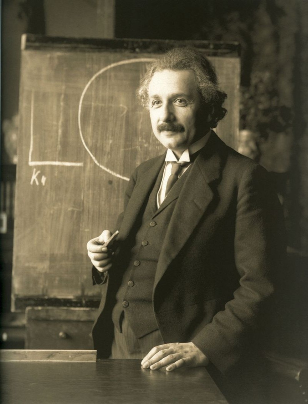 'A gravidade é a primeira coisa em que não pensamos', segundo Einstein — Foto: FERDINAND SCHMUTZER/BIBLIOTECA NACIONAL DA ÁUSTRIA/VIA BBC