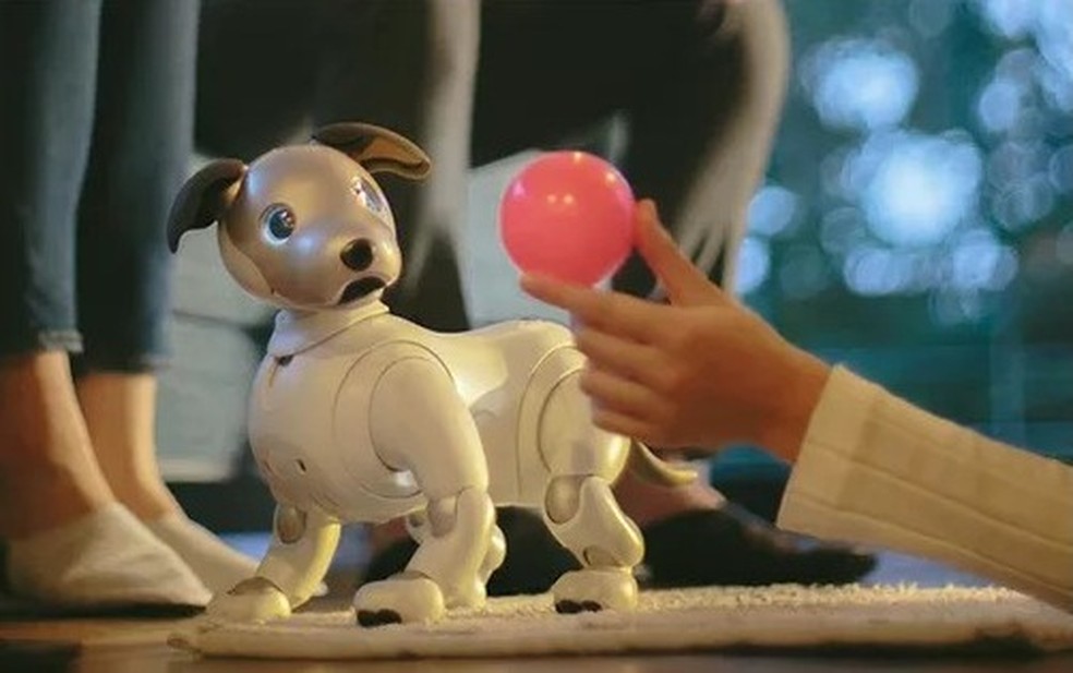 "Aibo", o cão-robô da Sony — Foto: Divulgação/Sony