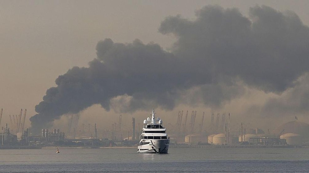 As fontes de água doce do Golfo são muito pequenas e o impacto de qualquer ataque, direto ou indireto, é muito significativo — Foto: BBC News fonte