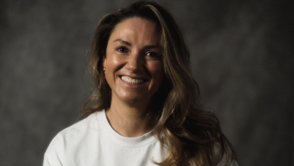 Evgenia Koroleva criou um espaço personalizado de Hyrox em sua academia em Londres — Foto: BBC News fonte