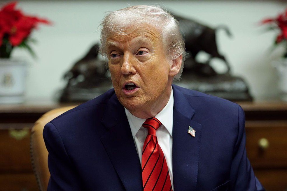 A apreensão do navio é parte das pressões de Trump sobre Nicolás Maduro — Foto: BBC News fonte