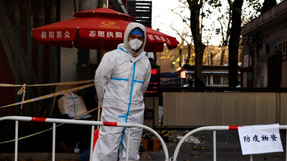 China reduziu o número de locais considerados de alto risco de surtos mais amplos de Covid — Foto: Reuters (via BBC)