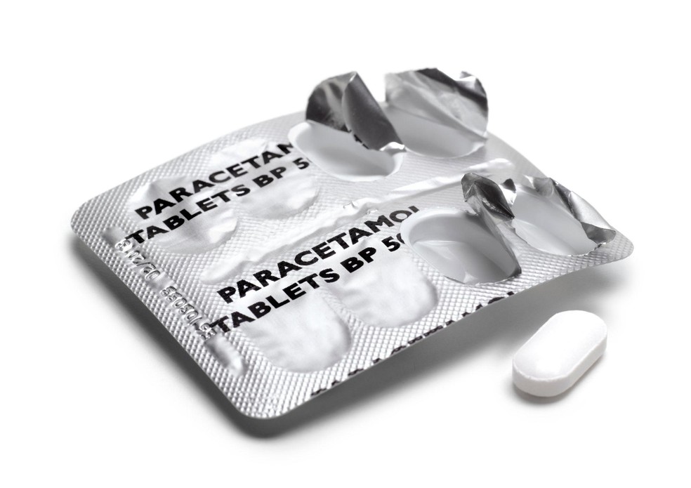Mais de 49 mil toneladas de paracetamol são vendidas nos EUA todos os anos — Foto: BBC News fonte