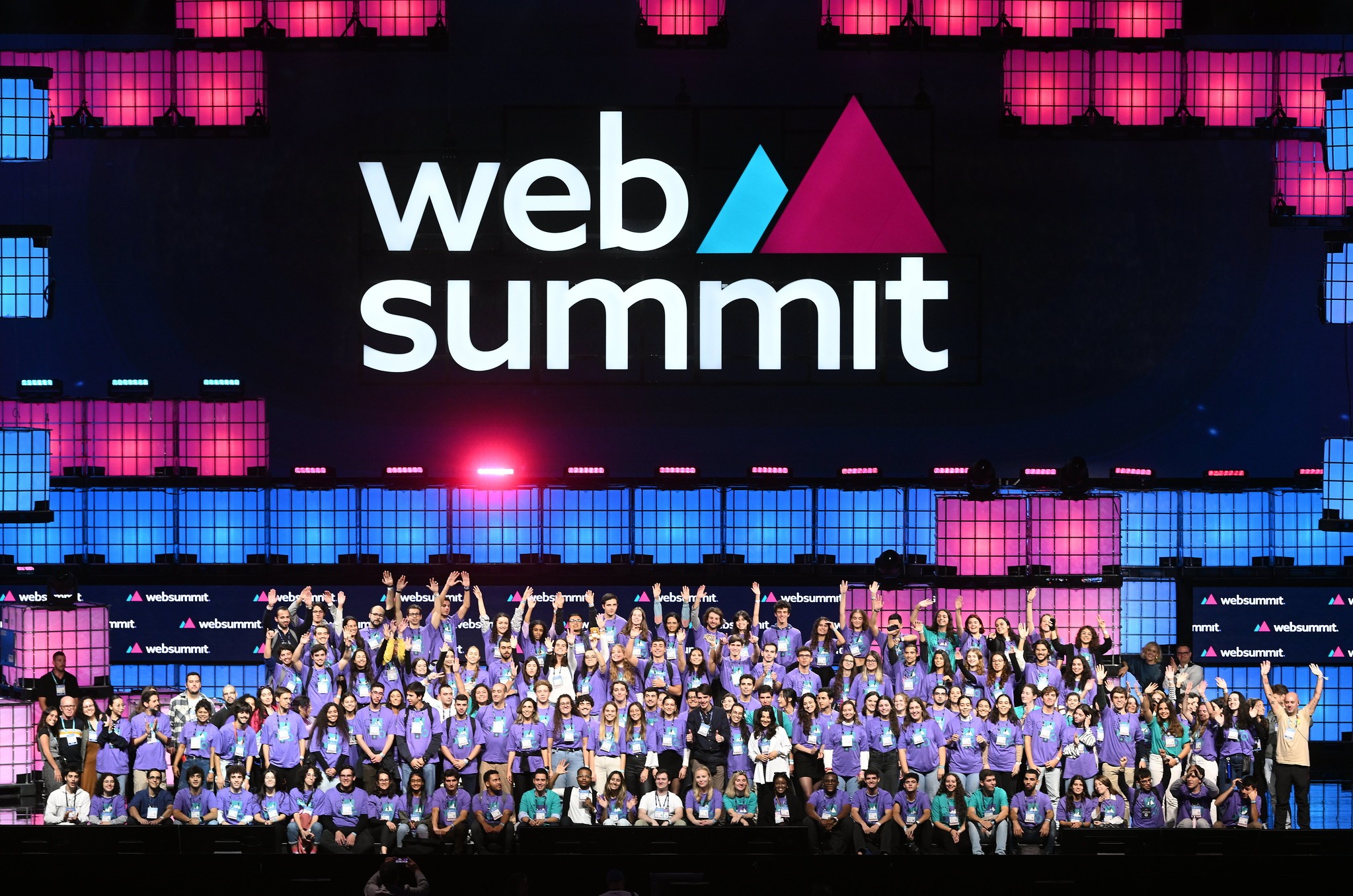Chega ao fim o Web Summit das startups – e também das polêmicas, do ...