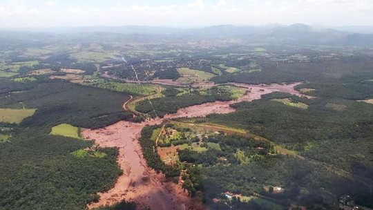 AngloGold reporta trincas em barragem em MG, não vê risco iminente de rompimento