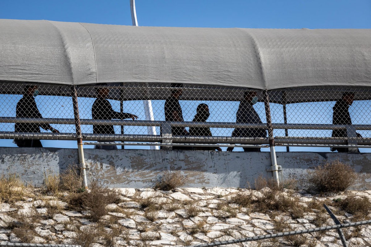 EUA lei contra imigrantes ilegais chega ao fim; governo diz que