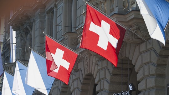 Credit Suisse espera prejuízo de US$1,6 bi no 3º tri devido à reclassificação de empréstimos