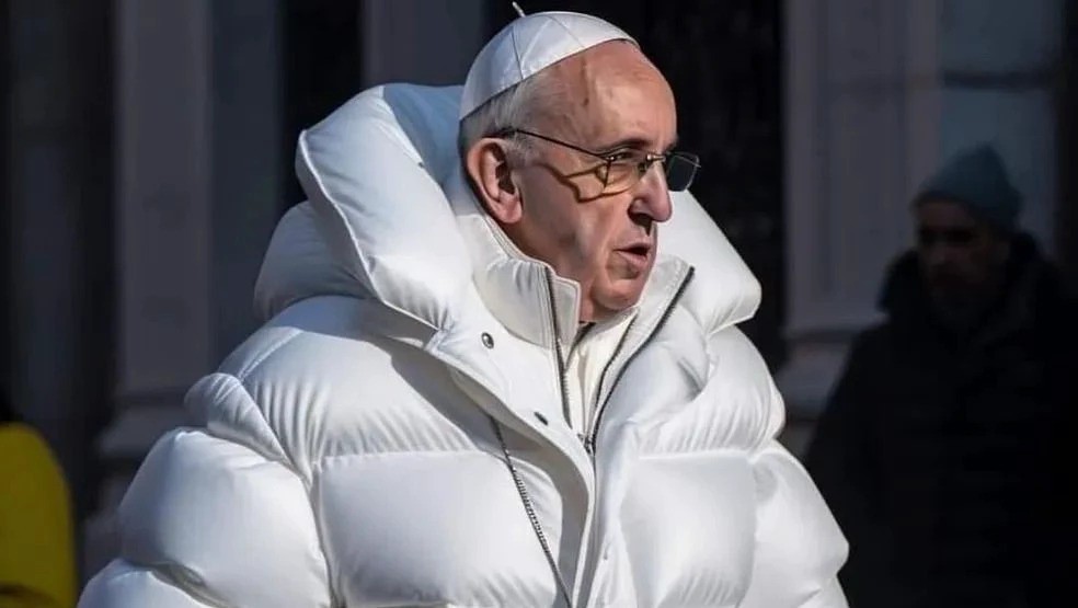 A imagem 'fashion' do papa  foi gerada pela plataforma de IA Midjourney — Foto: Reprodução/Redes