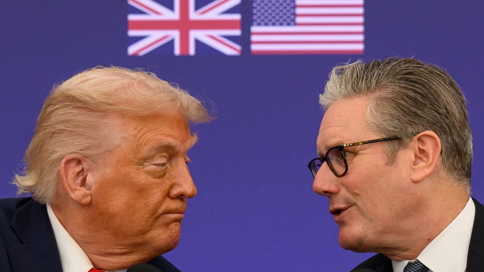 Keir Starmer tem mantido uma relação amplamente cordial com Trump desde o início do segundo mandato do presidente americano — Foto: BBC News fonte