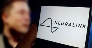 Neuralink busca novo candidato para receber implante cerebral