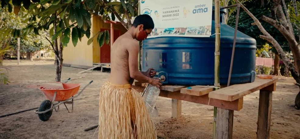 Projeto da Ambev com a startup Água Camelo na terra indígena Yawanawá no Acre — Foto: Divulgação