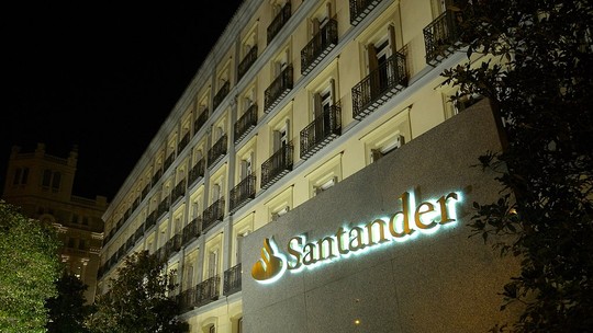 Santander anuncia medidas de adequação de prazos e condições para clientes do RS