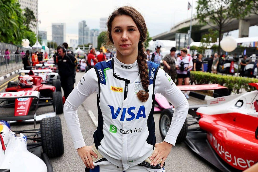 Rafaela Ferreira, da equipe espanhola Campos Racing, é a representante brasileira na F1 Academy 2026 — Foto: BBC News fonte