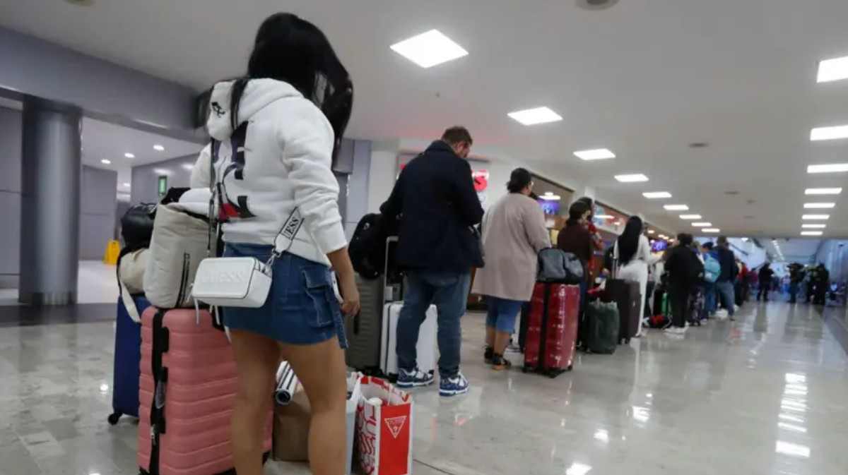 Serviços globais se recuperam lentamente após falha causar apagão cibernético | Tecnologia