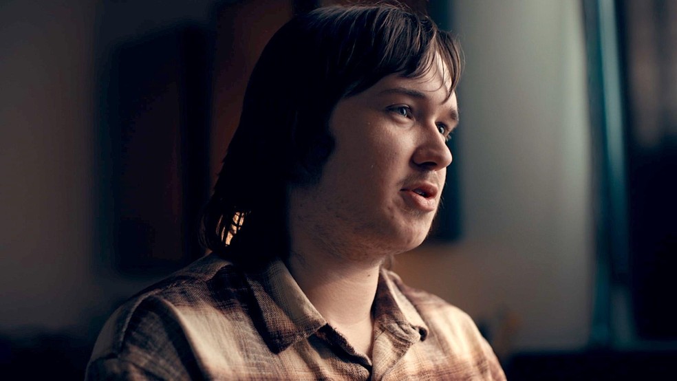 Calum disse que foi "radicalizado pelo algoritmo" desde os 14 anos — Foto: BBC News fonte