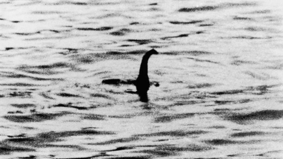 A busca pelo monstro atrai pessoas até hoje ao Lago Ness, na Escócia — Foto: GETTY IMAGES/VIA BBC