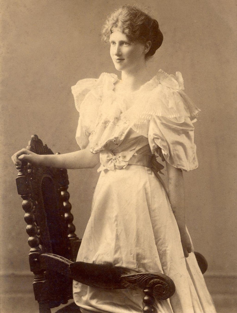 Eglantyne quando era estudante na Universidade de Oxford — Foto: BBC News fonte