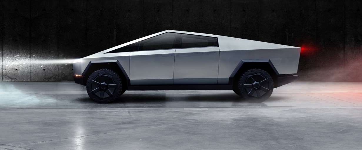 Incêndios no Tesla Cybertruck deixam vítimas, expõem riscos de segurança e geram ações judiciais