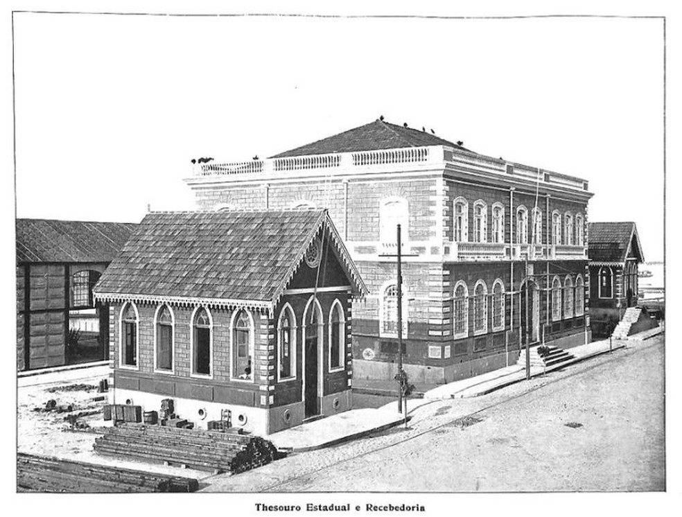 Prédio do Tesouro Estadual, em Manaus, em 1902 — Foto: DOMÍNIO PÚBLICO/VIA BBC