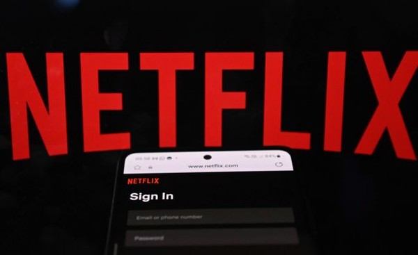 Netflix atrasa plano de cobrar por compartilhamento de senha
