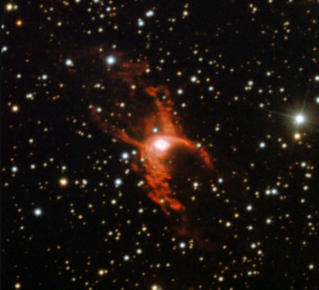 Telescópio James Webb revela segredos da Nébula da Aranha Vermelha ...