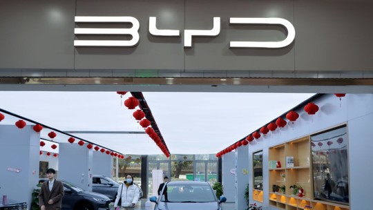 CEO da BYD vem ao Brasil em outubro para inaugurar 'pedra fundamental' da fábrica de Camaçari (BA)