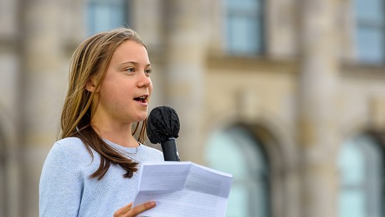 Greta Thunberg lidera sua última greve escolar: "A luta só começou"