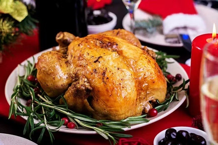 Chester é transgênico? Qual a diferença do frango? Conheça a história real do prato de Natal