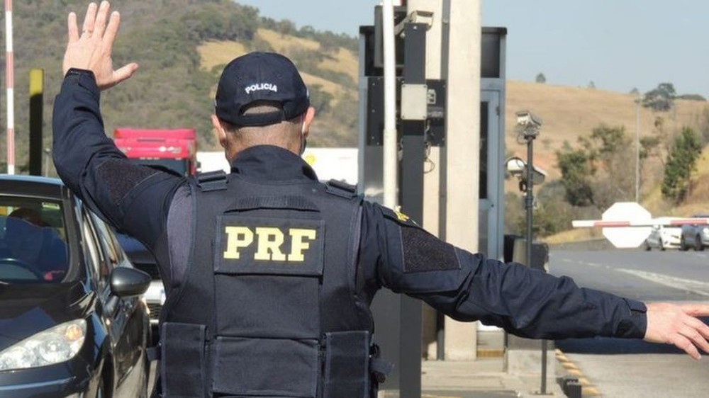O que se sabe sobre ações da PRF que contrariaram proibição do TSE?