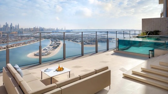 90 piscinas, massagens com ouro e champanhe à vontade: conheça o mega luxuoso hotel Atlantis The Royal, em Dubai