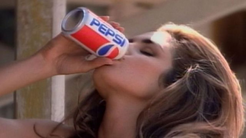 Anúncio premiado da Pepsi em 1991, com a supermodelo Cindy Crawford — Foto: Getty Images (via BBC)