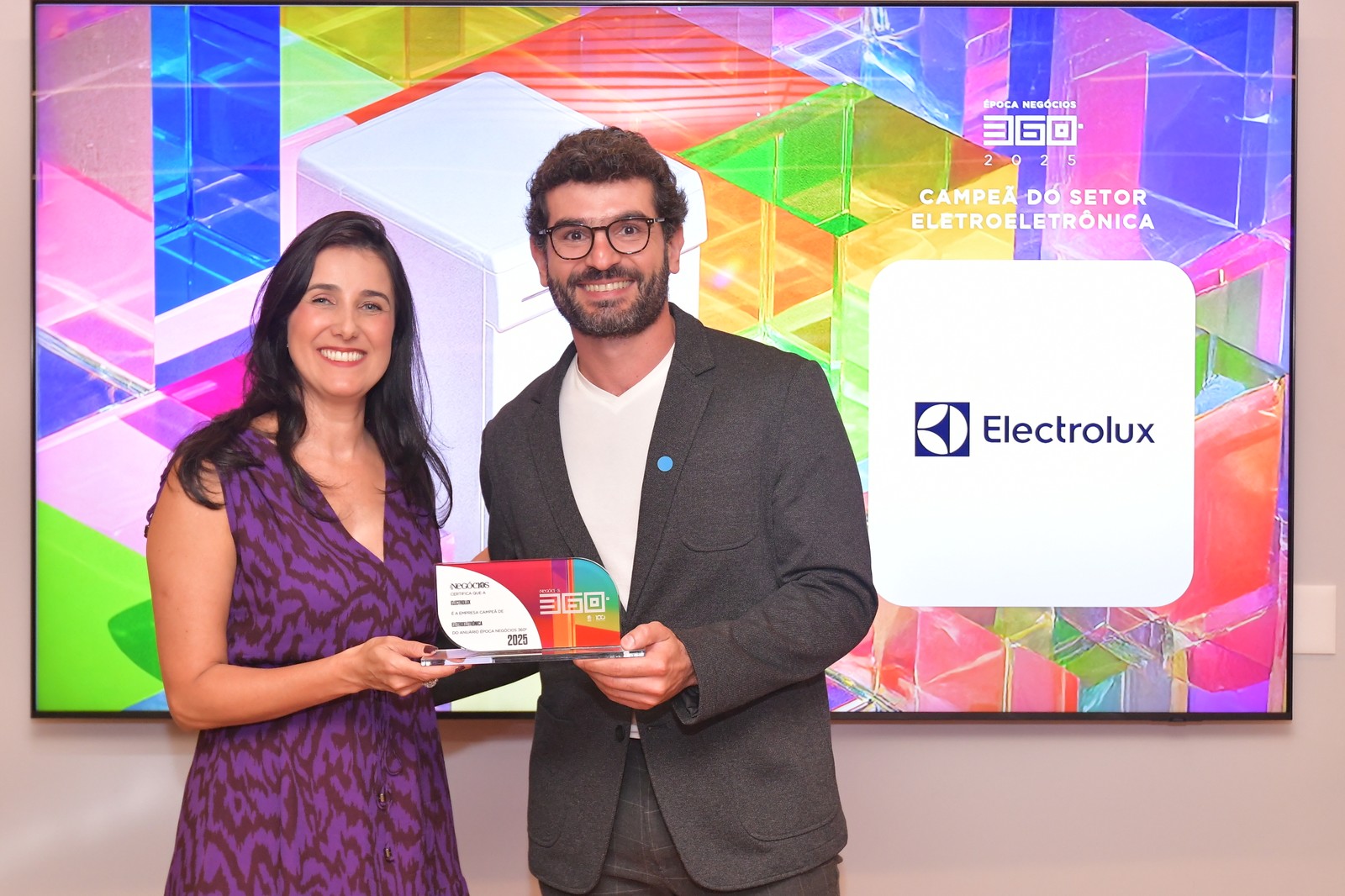 A Electrolux, representada por Thiago Giamarino, gerente senior global de mídia e ativação, se destacou na categoria Eletroeletrônicos — Foto: Flavio Santana