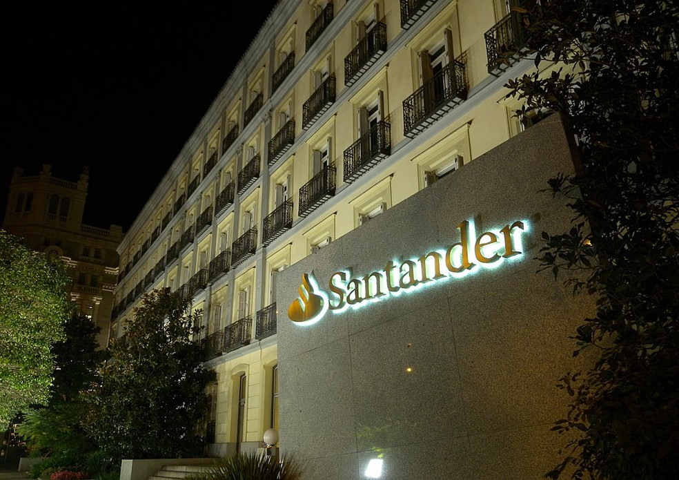 Santander Brasil anuncia acordo para compra de fatia de 65% na FIT Energia — Foto: Ricardo Ricote Rodríguez from Madrid, España, CC BY 2.0 <https://creativecommons.org/licenses/by/2.0>, via Wikimedia Commons