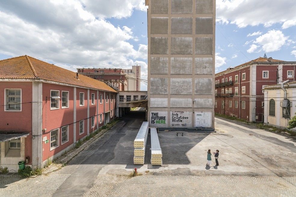No local onde funcionará o hub, ficavam fábricas que serviam o exército português — Foto: Divulgação